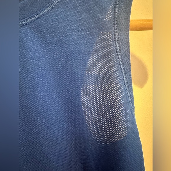 Lululemon Tank - Picture 5 of 5